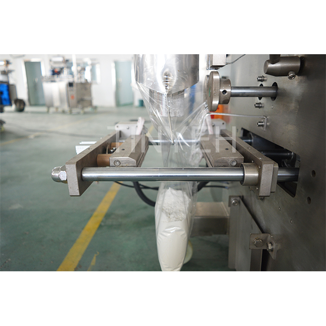 snacks packing machine factories